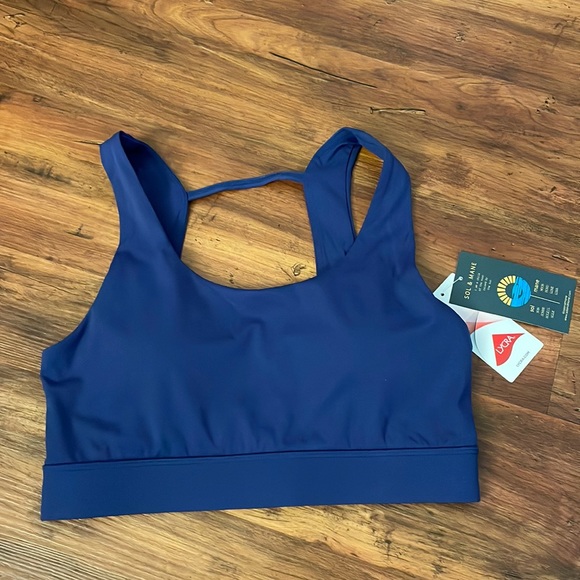 Sol and Mane Lotus Sports Bra, M, NWT - Picture 1 of 4